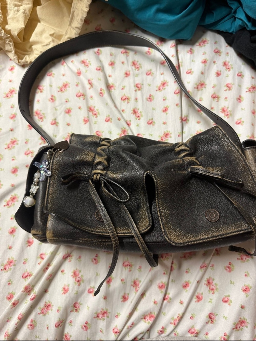 acne studios multipocket bow shoulder bag